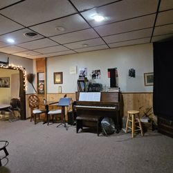 Mark's Tavern