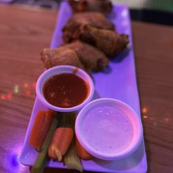 Pogo's - Chicken wings