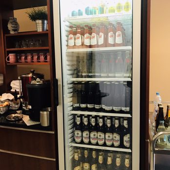 Sky Lounge - Drinks - Airport Lounges Near Me Sky Lounge - Drinks - Airport Lounges Near Me