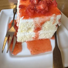 Strawberry Cream Cake Strawberry Cream Cake