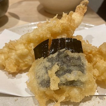 Raku - Tempura that came with the udon - Japanese Near Me - Toronto, Ontario Raku - Tempura that came with the udon - Japanese Near Me - Toronto, Ontario