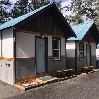 LOGE Leavenworth - Outside Cabins - Hotels Near Me - Leavenworth, Washington LOGE Leavenworth - Outside Cabins - Hotels Near Me - Leavenworth, Washington