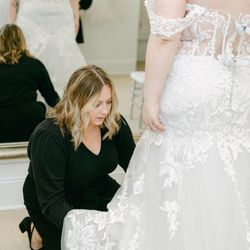Love Curvy Bridal In The Reading Bridal District
