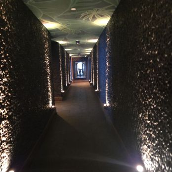 Mi Vida - Hall of mirrors - Mexican Near Me - Washington, DC, District of Columbia