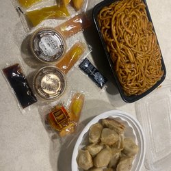 Maing Wok Kitchen - North Ridgeville