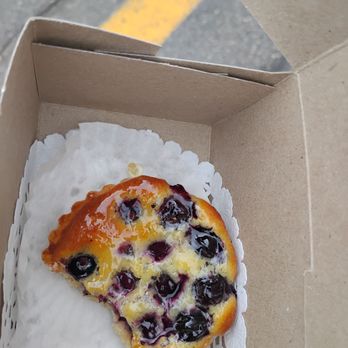 Bakery Nakamura - Blueberry tart - Bakeries Near Me - Markham, Ontario