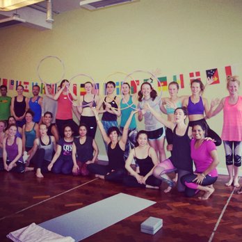 Lumi Power Yoga - One of the fun funk n flow evenings !! - Yoga Near Me - London, XGL