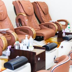 Yes Nail & Spa