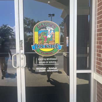 Gator's Dockside - Highland City - the door to the restaurant - Salad Near Me - Lakeland, Florida