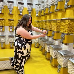 Rich Girls Museum - Gumball room