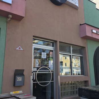 The Record Collector - Can always find something really wonderful here and they also have great shows! - Vinyl Records Near Me - Bordentown, New Jersey