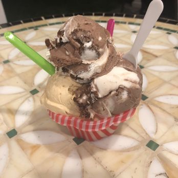 Gemelli Gelato - Ice Cream & Frozen Yogurt Near Me - Hampton Bays, New York