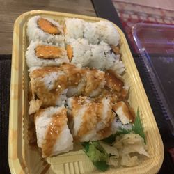 Yama Sushi - Yam roll and Spicy Tofu roll