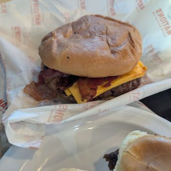 Nation's Giant Hamburgers - Western burger - Desserts Near Me - San Jose, California Nation's Giant Hamburgers - Western burger - Desserts Near Me - San Jose, California