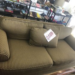 Bargain Hut Thrift Store