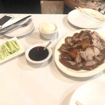 O'mei - Beijing (Peking) duck with sliced scallion and cucumbers - Chinese Near Me - Naples, Florida O'mei - Beijing (Peking) duck with sliced scallion and cucumbers - Chinese Near Me - Naples, Florida