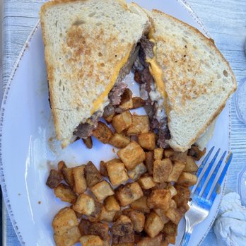 Syrup Edgewater - Melt with a side of house potatoes - American Near Me - Edgewater, Colorado
