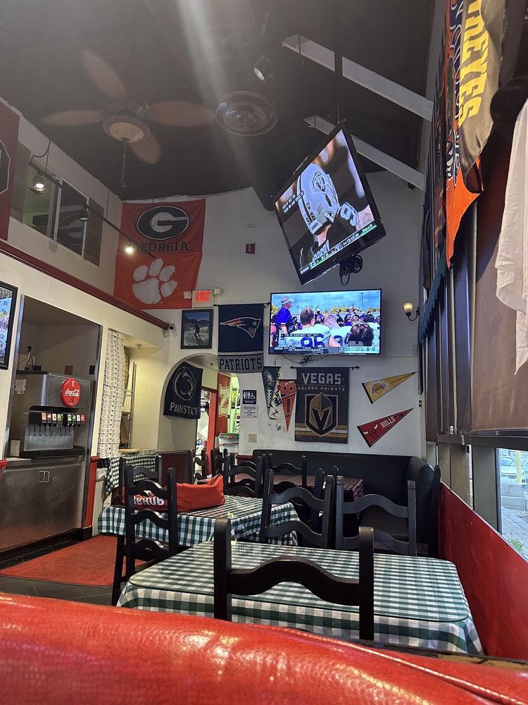 Rustica Pizzeria - Photo 2