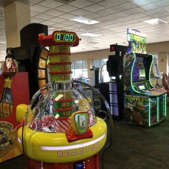 Chuck E. Cheese - Pizza Near Me - Louisville, Kentucky Chuck E. Cheese - Pizza Near Me - Louisville, Kentucky