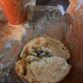 Schlotzsky's - This is supposed to be a fresh veggie sandwich. It looked crumbled and broken when I opened it. - Sandwiches Near Me - San Marcos, Texas