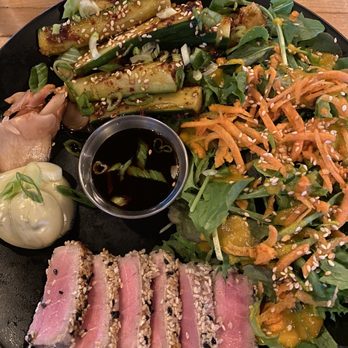 Blackback Pub - Sesame Seared Ahi Tuna wasabi aioli, pickled - Pubs Near Me - Waterbury, Vermont