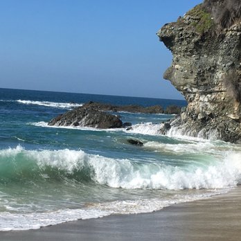 Thousand Steps Beach - Beautiful beach along with the thousand steps for exercise :) - Beaches Near Me - Laguna Beach, California