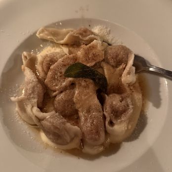 Piccolo - Santa Monica - Tortelloni di Patate e Fichi - Italian Near Me - Santa Monica, California Piccolo - Santa Monica - Tortelloni di Patate e Fichi - Italian Near Me - Santa Monica, California