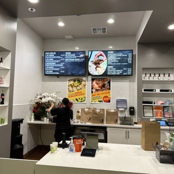 Rooster & Rice - Inside - Thai Near Me - Irvine, California