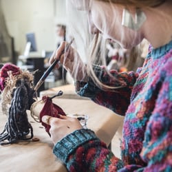Toronto School of Art - TSA Youth Studio introduce multi-media projects and explorations of sculpture, drawing, painting, and art gallery field trips.
