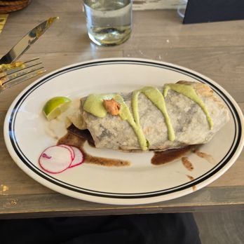 Pez Cantina - Chicken burrito. Edible, but I wouldn't got out of my way to get it. - Seafood Near Me - Los Angeles, California Pez Cantina - Chicken burrito. Edible, but I wouldn't got out of my way to get it. - Seafood Near Me - Los Angeles, California