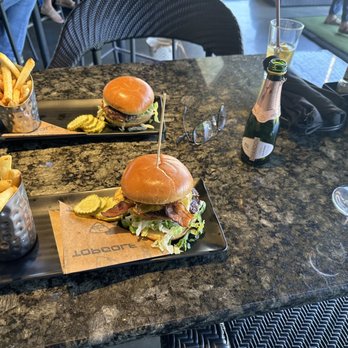 Topgolf - New American Near Me - Oxon Hill, Maryland Topgolf - New American Near Me - Oxon Hill, Maryland