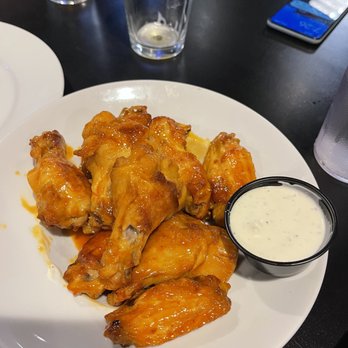 McClain's Pizzeria - $20 hot wings - Pizza Near Me - Spokane, Washington
