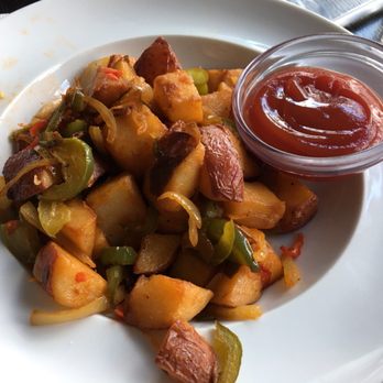 The Chef's Corner - New American Near Me - Mineola, New York