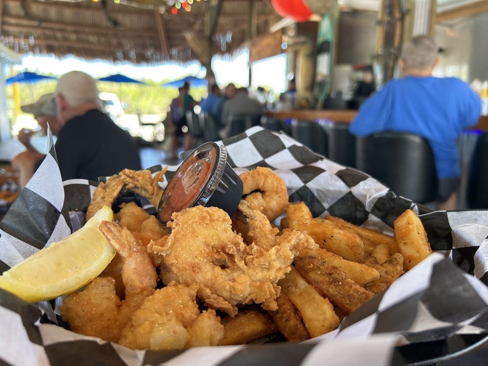 The Diving Pelican Restaurant & Bar Logo
