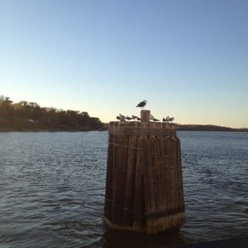 Jamestown-Scotland Ferry - Ferries Near Me - Surry, Virginia