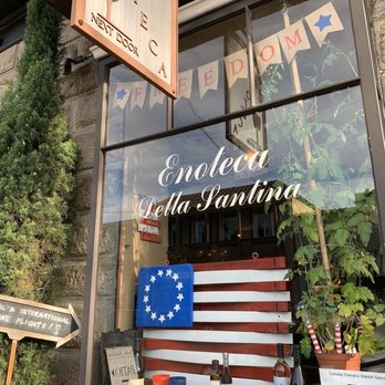 Della Santina's - Strange decor in the window - Italian Near Me - Sonoma, California Della Santina's - Strange decor in the window - Italian Near Me - Sonoma, California