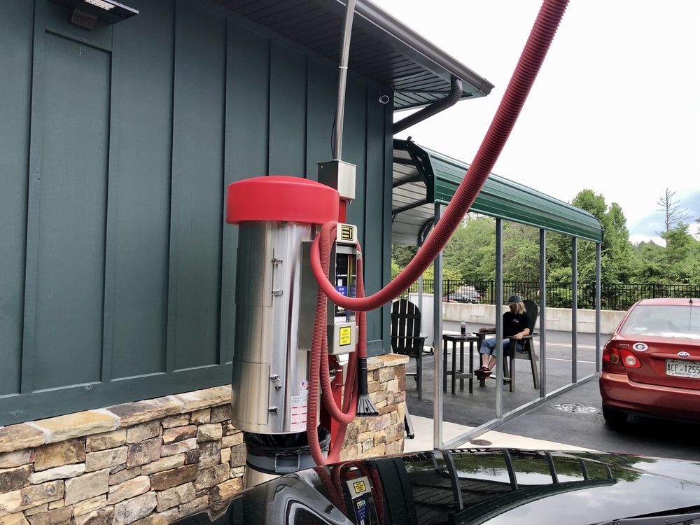 VILLAGE CARWASH Updated July 2024 284 US Hwy 64 W, Cashiers, North