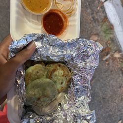 Everest Momo - Chicken momo and Veg Kothey (Pan Fried Momo) 10 Pcs