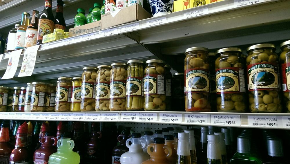 Social spots from Discount Liquor