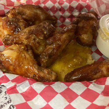 Ozark Mountain Pizza - Wings - Pizza Near Me - Branson, Missouri