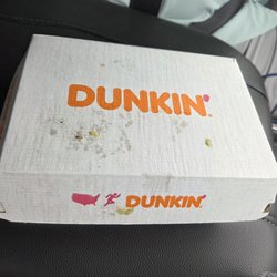 Dunkin' - Received box with food all over it.