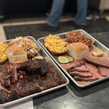 Smokehouse 41 - Full Rack & 2 meats brisket and tri tip - Barbeque Near Me - Oakhurst, California Smokehouse 41 - Full Rack & 2 meats brisket and tri tip - Barbeque Near Me - Oakhurst, California