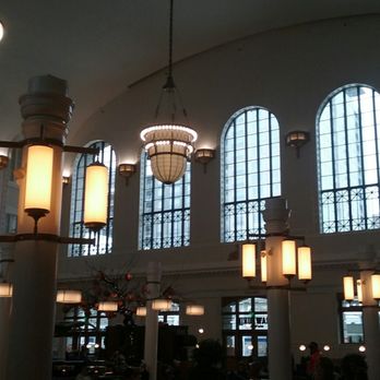 Denver Union Station - Inside Denver Union Station!  Photo by: MaryEllen Elizabeth Hart 2016. Copyrighted as all my photos are. - Train Stations Near Me - Denver, Colorado