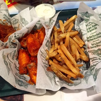 Wingstop - Chicken Wings Near Me - South El Monte, California