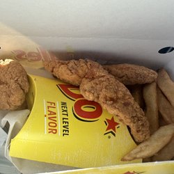 Bojangles'famous Chicken'n Biscuits
