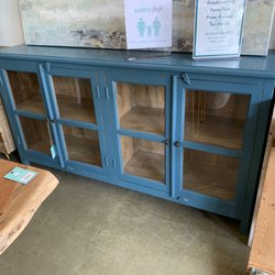 Nadeau - Furniture with a Soul