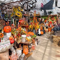 Heinz Brothers Greenhouse Garden Center - September 2026