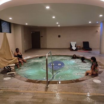 Hyatt Regency - Large hot tub - Hotels Near Me - Renton, Washington Hyatt Regency - Large hot tub - Hotels Near Me - Renton, Washington
