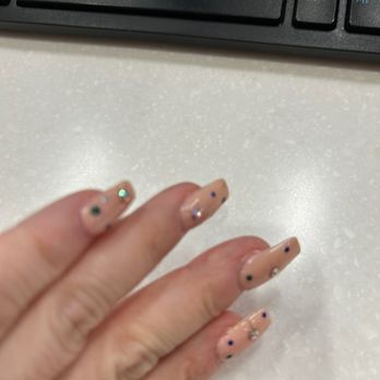 Morii Nails Spa - Nail Salons Near Me - Aurora, Illinois