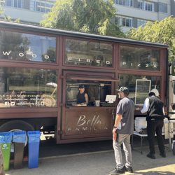 Bella Familia Wood Fired Pizza - Truck